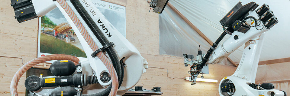 Robotertechnik revolutioniert den Holzbau Robotertechnik revolutioniert den Holzbau