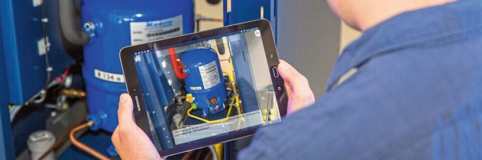 Das Fraunhofer-IGD zeigt, wie Training und Wartung mit Augmented Reality funktionieren. Das Fraunhofer-IGD zeigt, wie Training und Wartung mit Augmented Reality funktionieren.