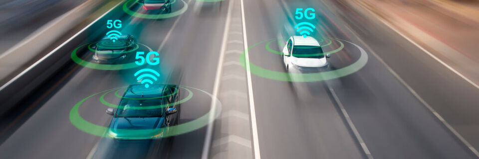 Die Datenmengen, die beispielsweise durch autonomes Fahren entstehen, müssen analysiert und auf Anomalien untersucht werden. Die Datenmengen, die beispielsweise durch autonomes Fahren entstehen, müssen analysiert und auf Anomalien untersucht werden.