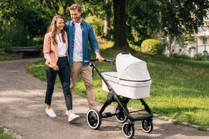 Entspannung für die Eltern: Der Kinderwagen E-Stroller soll künftig mit einem elektrischen Antrieb ausgerüstet sein. Entspannung für die Eltern: Der Kinderwagen E-Stroller soll künftig mit einem elektrischen Antrieb ausgerüstet sein.