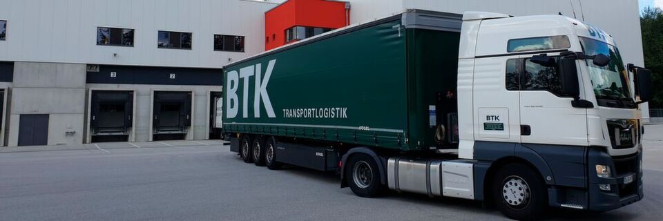 Die Ladungen für BTK werden im Lager von Bernbacher automatisch zusammengestellt. Die Ladungen für BTK werden im Lager von Bernbacher automatisch zusammengestellt.