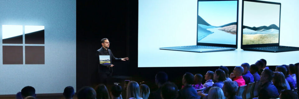 Panos Panay, Chief Product Officer bei Microsoft, präsentiert die neuen Surface-Modelle. Dazu zählen neben dem Laptop 3, den es nun auch im 15-Zoll-Format mit AMD-Prozessor gibt, gleich zwei Dual-Screen-Geräte. Das Neo mit einer neuen Windows-10-Version und das Duo mit Android. Beide kommen aber erst Ende 2020 auf den Markt. Panos Panay, Chief Product Officer bei Microsoft, präsentiert die neuen Surface-Modelle. Dazu zählen neben dem Laptop 3, den es nun auch im 15-Zoll-Format mit AMD-Prozessor gibt, gleich zwei Dual-Screen-Geräte. Das Neo mit einer neuen Windows-10-Version und das Duo mit Android. Beide kommen aber erst Ende 2020 auf den Markt.
