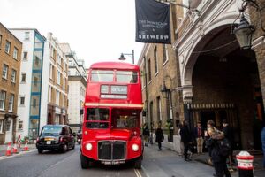 Rund 400 Development-Experten waren der Einladung zum GitLab Commit nach London gefolgt. Rund 400 Development-Experten waren der Einladung zum GitLab Commit nach London gefolgt.