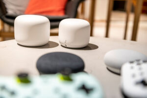 Nest Wifi ist die 2. Generation des WLAN-Systems von Google. Nest Wifi ist die 2. Generation des WLAN-Systems von Google.
