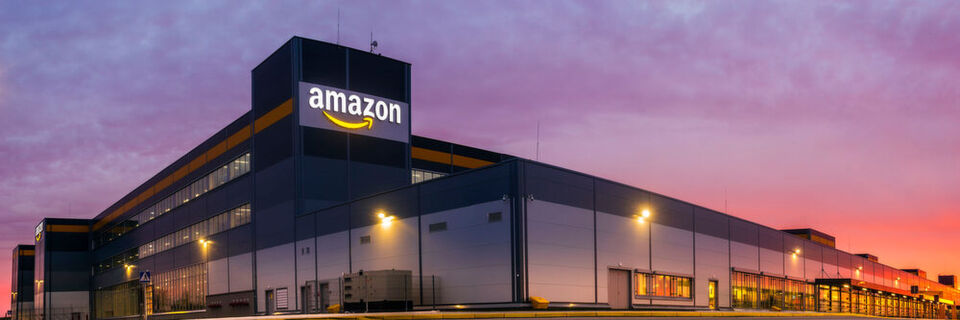 Heute werden über 58 Prozent des weltweiten Amazon-Umsatzes durch „Third-Party“-Marktplatzhändler generiert. Heute werden über 58 Prozent des weltweiten Amazon-Umsatzes durch „Third-Party“-Marktplatzhändler generiert.