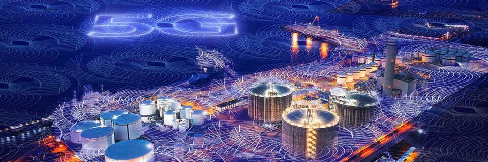 Um Produktionsanlagen und Intralogistik noch flexibler, autonomer und effizienter zu gestalten, braucht es entsprechende Rahmenbedingungen in der Kommunikation und umfassende Konnektivität. Der neue Kommunikationsstandard 5G eröffnet hier wichtige Perspektiven. Um Produktionsanlagen und Intralogistik noch flexibler, autonomer und effizienter zu gestalten, braucht es entsprechende Rahmenbedingungen in der Kommunikation und umfassende Konnektivität. Der neue Kommunikationsstandard 5G eröffnet hier wichtige Perspektiven.