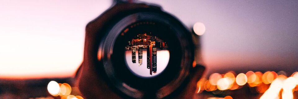 Die Menge an Datenpunkten wächst im Marketing stetig. Der Einsatz von KI-Technologien wird folglich noch breiter anwendbar und die Ergebnisse werden zusätzlich an Treffsicherheit und Präzision gewinnen. Die Menge an Datenpunkten wächst im Marketing stetig. Der Einsatz von KI-Technologien wird folglich noch breiter anwendbar und die Ergebnisse werden zusätzlich an Treffsicherheit und Präzision gewinnen.