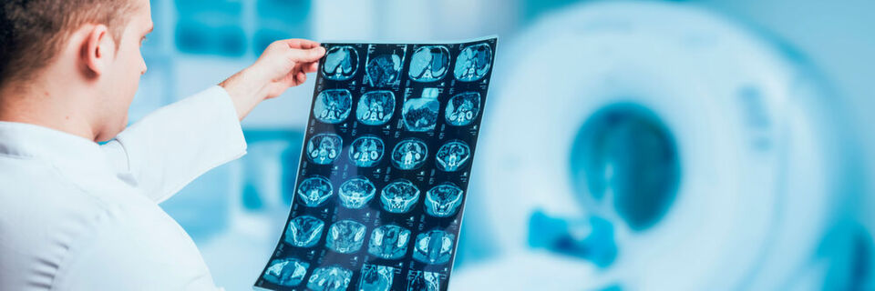Rund 1,4 Millionen radiologische Bildaufnahmen, wie CTs, MRTs oder Mammographie-Bilder waren eine zeitlang offen über das Internet abrufbar. Rund 1,4 Millionen radiologische Bildaufnahmen, wie CTs, MRTs oder Mammographie-Bilder waren eine zeitlang offen über das Internet abrufbar.