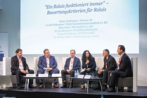 Podiumsdiskussioin: „Ein Relais funktioniert immer“ mit (v.l.n.r.) Stefan Nachtmann (Siemens), Gerold Finkemeier (Wago), Klaus Stark (Pilz), Kristin Rinortner (Elektronikpraxis), Jürgen Steinhäuser (Elesta) und Dr. Werner Johler (Littelfuse). Podiumsdiskussioin: „Ein Relais funktioniert immer“ mit (v.l.n.r.) Stefan Nachtmann (Siemens), Gerold Finkemeier (Wago), Klaus Stark (Pilz), Kristin Rinortner (Elektronikpraxis), Jürgen Steinhäuser (Elesta) und Dr. Werner Johler (Littelfuse).