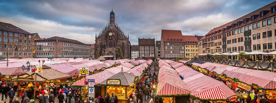 Bisher kennen die meisten den Nürnberger Christkindelsmarkt; Nutzer und Anbieter von Rechenzentrumsleistungen sollten aber auch Dcorbis kennen, den künftigen Datacenter-Marktplatz aus der Frankenmetropole. Bisher kennen die meisten den Nürnberger Christkindelsmarkt; Nutzer und Anbieter von Rechenzentrumsleistungen sollten aber auch Dcorbis kennen, den künftigen Datacenter-Marktplatz aus der Frankenmetropole.