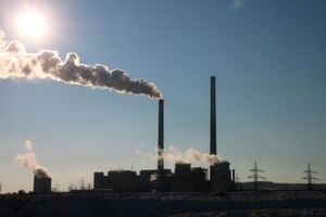 The specialty chemicals group Lanxess wants to become carbon-neutral by 2040. ( symbolic image) The specialty chemicals group Lanxess wants to become carbon-neutral by 2040. ( symbolic image)