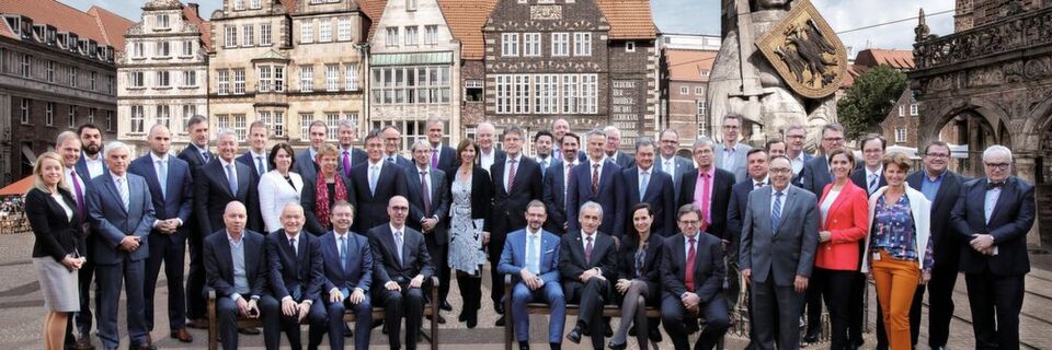 Viele der Teilnehmer aus dem vergangenen Jahr werden sich im November in der Hansestadt Bremen treffen, um die drängenden Fragen rund um eGovernment und Digitalisierung zu diskutieren Viele der Teilnehmer aus dem vergangenen Jahr werden sich im November in der Hansestadt Bremen treffen, um die drängenden Fragen rund um eGovernment und Digitalisierung zu diskutieren