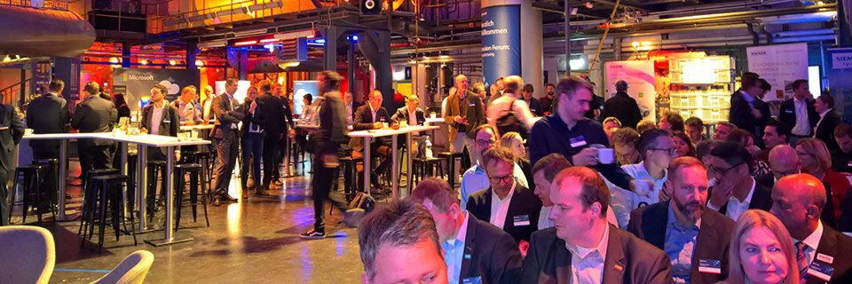 Reger Andrang herrschte anlässlich des Microsoft Envision Forum: Manufacturing im Kesselhaus, einem umgestalteten Industriebau im Münchner Norden. Reger Andrang herrschte anlässlich des Microsoft Envision Forum: Manufacturing im Kesselhaus, einem umgestalteten Industriebau im Münchner Norden.
