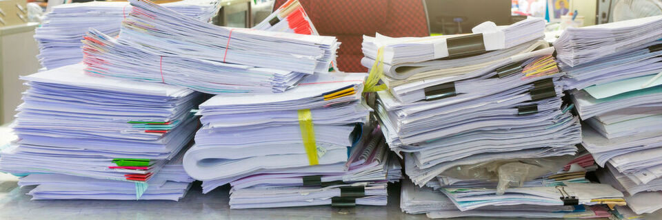 Papierchaos auf dem Schreibtisch? Das ist nun vorbei. Papierchaos auf dem Schreibtisch? Das ist nun vorbei.