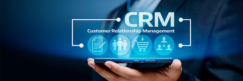 Salesforce im Zusammenspiel mit ERP-Systemen und Cloud-Storage. Salesforce im Zusammenspiel mit ERP-Systemen und Cloud-Storage.