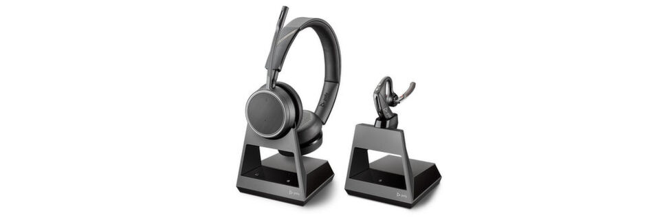 Die Preise der Voyager-Büro-Headsets 4200 und 5200 beginnen bei 206,95 Euro netto. Die Preise der Voyager-Büro-Headsets 4200 und 5200 beginnen bei 206,95 Euro netto.