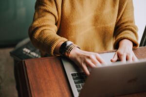 Die Ergebnisse einer aktuellen Studie zeigen branchenübergreifend eine leichte Verbesserung in Sachen Kundenzentriertheit. Die Ergebnisse einer aktuellen Studie zeigen branchenübergreifend eine leichte Verbesserung in Sachen Kundenzentriertheit.
