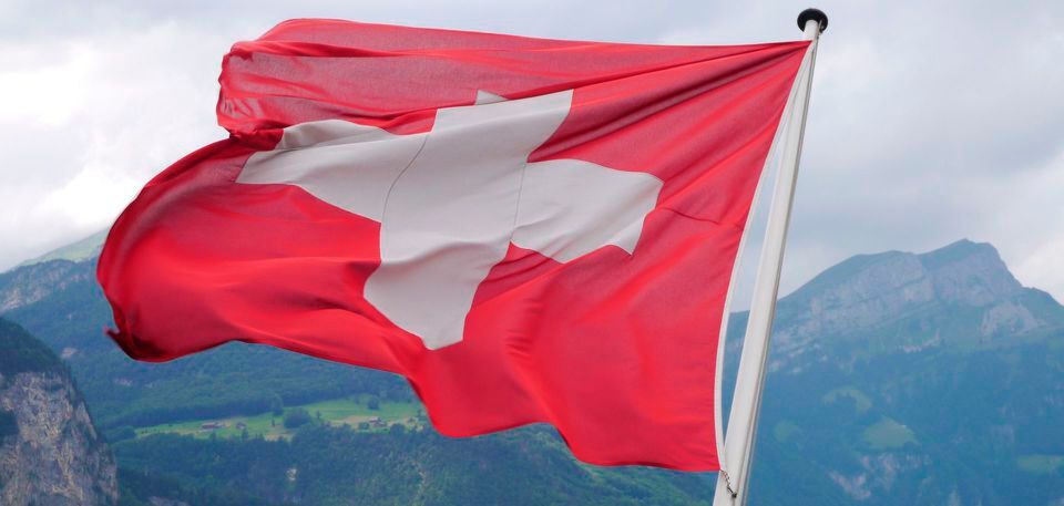 Um Mitgliedern die Sorgen über mögliche Konsequenzen aus dem andauernden Handelsstreit zwischen den USA und China zu nehmen, hat die RISC-V Foundation beschlossen ihren Stammsitz vom amerikanischen Delaware in die Schweiz zu verlagern. Um Mitgliedern die Sorgen über mögliche Konsequenzen aus dem andauernden Handelsstreit zwischen den USA und China zu nehmen, hat die RISC-V Foundation beschlossen ihren Stammsitz vom amerikanischen Delaware in die Schweiz zu verlagern.