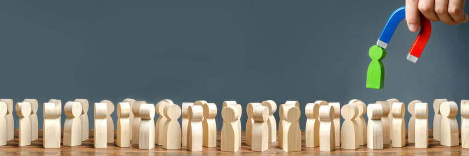 CISOs brauchen auch bei der Suche nach und Bindung von Security-Experten für ihr Unternehmen eine spezielle Security-Strategie. CISOs brauchen auch bei der Suche nach und Bindung von Security-Experten für ihr Unternehmen eine spezielle Security-Strategie.