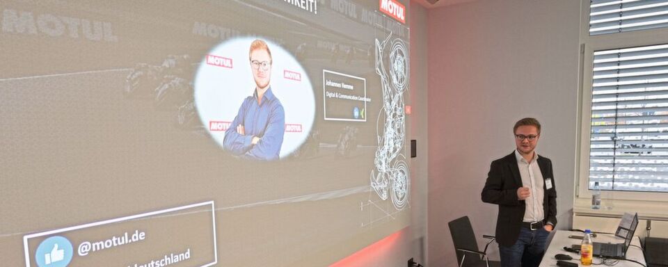 Johannes Hemme,, Motul: „Das Einmaleins des Instagram-Marketings – wie Motorradhändler die Plattform und ihre Influencer nuzen können.“ Johannes Hemme,, Motul: „Das Einmaleins des Instagram-Marketings – wie Motorradhändler die Plattform und ihre Influencer nuzen können.“