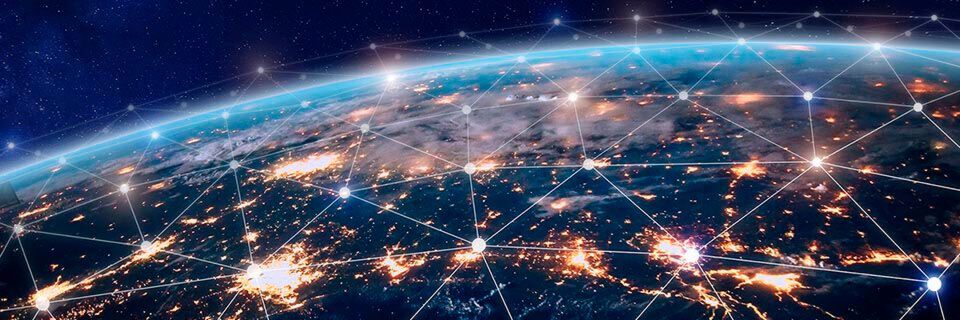 Das Projekt OptiCON untersucht Technologien, mit denen die Kapazität von optischen Netzen optimal ausgenutzt werden kann. Das Projekt OptiCON untersucht Technologien, mit denen die Kapazität von optischen Netzen optimal ausgenutzt werden kann.