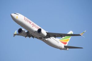 Ethiopian Airlines Flug 302: Am 10. März stürzte die Maschine der Boeing 737 MAX Reihe ab. Die Schuld lag im Flugaugmentationssystem MCAS. Ethiopian Airlines Flug 302: Am 10. März stürzte die Maschine der Boeing 737 MAX Reihe ab. Die Schuld lag im Flugaugmentationssystem MCAS.