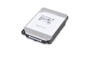 Die heliumversiegelten HDDs der MG08-Serie von Toshiba bieten 16 TB Speicherkapazität. Die heliumversiegelten HDDs der MG08-Serie von Toshiba bieten 16 TB Speicherkapazität.