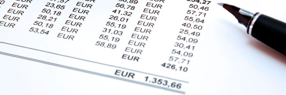 Der Servicepreisspiegel gibt IT-Unternehmen eine Orientierung für Preis- und Serviceleistungen. Der Servicepreisspiegel gibt IT-Unternehmen eine Orientierung für Preis- und Serviceleistungen.