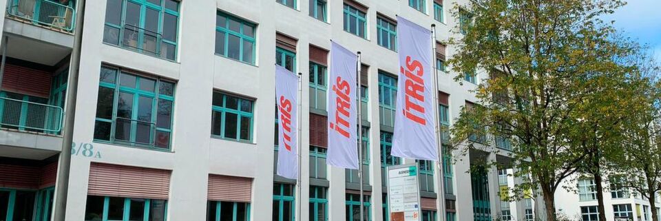 ITRIS ist seit über drei Jahrzehnten am Markt. ITRIS ist seit über drei Jahrzehnten am Markt.