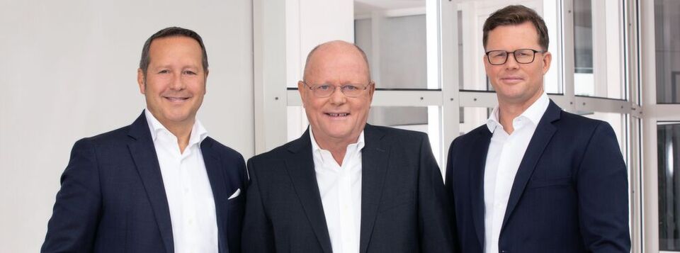 Konstante: (v. l.) Jörg Eilenstein, Gerd Henneveld (CEO) und Tim Henneveld bilden in der Konstellation seit 2012 den Vorstand von TIM. Konstante: (v. l.) Jörg Eilenstein, Gerd Henneveld (CEO) und Tim Henneveld bilden in der Konstellation seit 2012 den Vorstand von TIM.