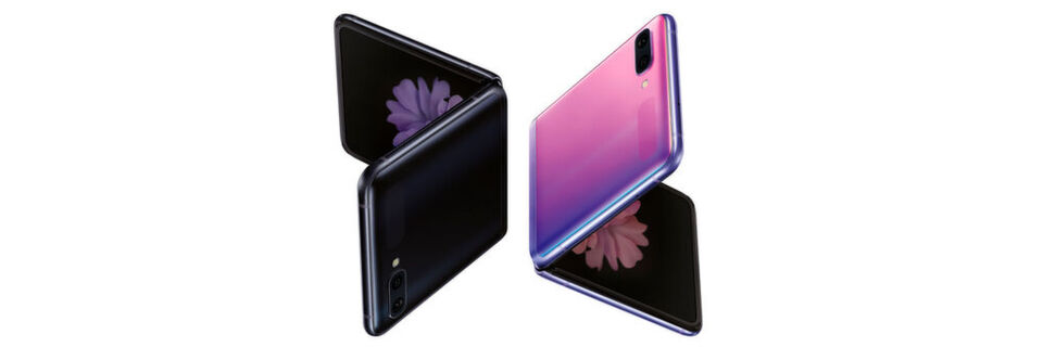 Das Galaxy Z Flip lässt sich zu der kompakten Größe einer Brieftasche zusammenfalten. Das Galaxy Z Flip lässt sich zu der kompakten Größe einer Brieftasche zusammenfalten.
