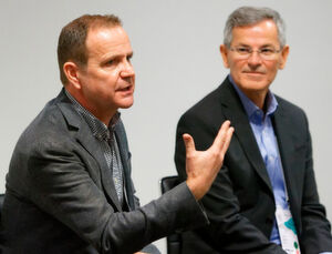 Andrew Sutherland, Senior Vice President, Oracle Systems and Technology Business, EMEA and AsiaPacific (links) und Juan Loaiza, Executive Vice President für Mission-critical Database Technologies bei Oracle. Andrew Sutherland, Senior Vice President, Oracle Systems and Technology Business, EMEA and AsiaPacific (links) und Juan Loaiza, Executive Vice President für Mission-critical Database Technologies bei Oracle.