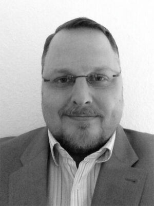 Der Aufgabenbereich von Gunnår Kentzler umfasst bei Adesso die Projektplanung, Anpassung von Prozessen und Abläufen, definieren von Übergabepunkten, Abstimmung beteiligter Gewerke sowie Projektsteuerung mit Budgetverantwortung inklusive Weisungsbefugnissen in technischen und strategischen Projekten. Der Aufgabenbereich von Gunnår Kentzler umfasst bei Adesso die Projektplanung, Anpassung von Prozessen und Abläufen, definieren von Übergabepunkten, Abstimmung beteiligter Gewerke sowie Projektsteuerung mit Budgetverantwortung inklusive Weisungsbefugnissen in technischen und strategischen Projekten.