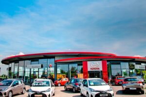 Das übernommene Autohaus liegt in Autobahnnähe in einem gut entwickelten Industriegebiet. Das übernommene Autohaus liegt in Autobahnnähe in einem gut entwickelten Industriegebiet.