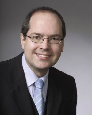 Dr. Alexander Scharf arbeitet bei der Rechtsanwälte Scharf & Wolter PartGmbB. Dr. Alexander Scharf arbeitet bei der Rechtsanwälte Scharf & Wolter PartGmbB.