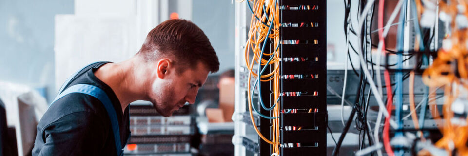 Der IT-Techniker gehört zum Service vieler Unternehmen. Der IT-Techniker gehört zum Service vieler Unternehmen.