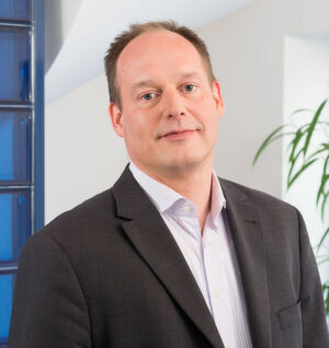 Der Autor, Christoph Riedel, ist Diplom-Ingenieur (FH), Security-Engineer (BdSI), Fachingenieur Gebäudeautomation (VDI). Der Autor, Christoph Riedel, ist Diplom-Ingenieur (FH), Security-Engineer (BdSI), Fachingenieur Gebäudeautomation (VDI).