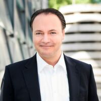 Laut Marc Reinhardt wirft das OZG 2.0 bereits seine Schatten voraus. Zentrale Themen werden die Registermodernisierung sowie digitale Fachverfahren sein Laut Marc Reinhardt wirft das OZG 2.0 bereits seine Schatten voraus. Zentrale Themen werden die Registermodernisierung sowie digitale Fachverfahren sein