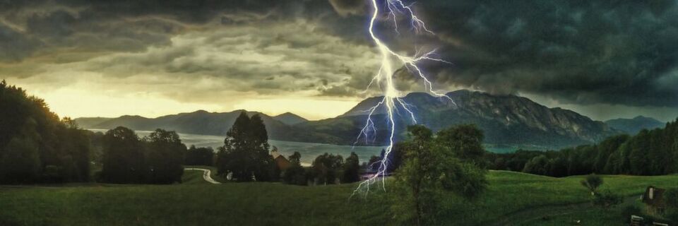 Die Cloud bringt Unwetter in Form von Konsolidierung für den ERP-Markt mit. Die Cloud bringt Unwetter in Form von Konsolidierung für den ERP-Markt mit.