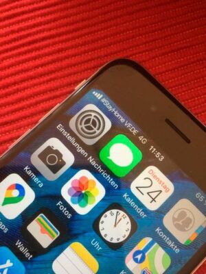 Vodafone bringt #StayHome auf Smartphones – hat mit der gut gemeinten Botschaft aber auch einige Endanwender aus dem Bekanntenkreis des Autors verwirrt. Vodafone bringt #StayHome auf Smartphones – hat mit der gut gemeinten Botschaft aber auch einige Endanwender aus dem Bekanntenkreis des Autors verwirrt.