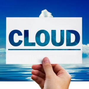 Trotz Bedenken beim Datenschutz setzen Unternehmen vermehrt cloudbasierte Security-Services ein. Trotz Bedenken beim Datenschutz setzen Unternehmen vermehrt cloudbasierte Security-Services ein.