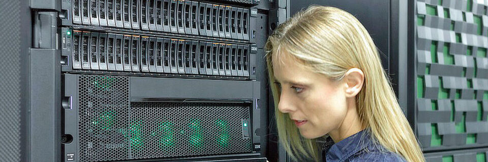 Leistungsstarke, wirtschaftliche und qualitativ hochwertige IT-Lösungen – dafür steht das ITZBund Leistungsstarke, wirtschaftliche und qualitativ hochwertige IT-Lösungen – dafür steht das ITZBund