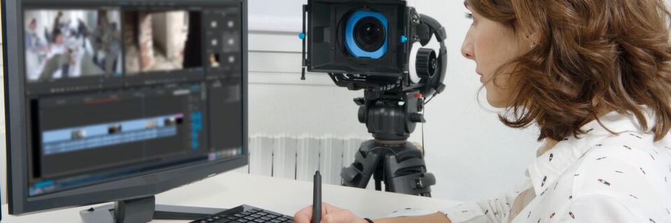 Programme zur digitalen Bildbearbeitung von Herstellern wie Adobe oder Corel sind ein lohnendes Geschäft für die Distribution. Programme zur digitalen Bildbearbeitung von Herstellern wie Adobe oder Corel sind ein lohnendes Geschäft für die Distribution.