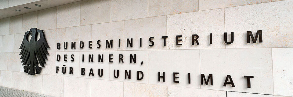 Bundesinnenminister Horste Seehofer hat die Abteilung „Digitale Verwaltung“ ins Leben gerufen Bundesinnenminister Horste Seehofer hat die Abteilung „Digitale Verwaltung“ ins Leben gerufen