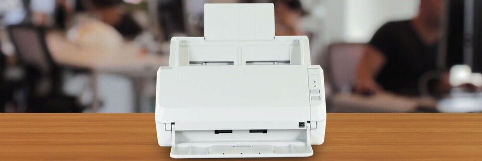 Die zweite Generation der SP-Serie von Fujitsu ist nun nicht mehr nur mit USB, sondern zusätzlich mit einem LAN-Port ausgestattet. Damit können die kompakten Desktop-Scanner nun von mehreren Arbeitsplätzen aus genutzt werden. Die zweite Generation der SP-Serie von Fujitsu ist nun nicht mehr nur mit USB, sondern zusätzlich mit einem LAN-Port ausgestattet. Damit können die kompakten Desktop-Scanner nun von mehreren Arbeitsplätzen aus genutzt werden.