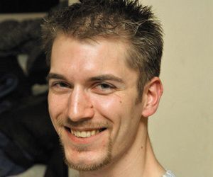 *Kai Breiner ist Diplom-Informatiker und wissenschaftlicher Mitarbeiter an der Arbeitsgruppe Software Engineering: Processes and Measurement der TU Kaiserslautern sowie dem Fraunhofer IESE. Dort ist er an der Lehre des Software Engineering beteiligt und erforscht modellgetriebene adaptive Benutzungsschnittstellen. Seit 2008 betreut er das Modul Software Engineering Introduction des Fernstudiengangs Software Engineering for Embedded Systems.