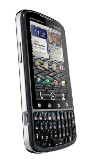Droid Pro: Motorolas Android-basiertes Business Smartphone. Android im Auto würde es dem Anwender ermöglichen, die gewohnten Funktionen aus der mobilen Welt auch im Auto zu nutzen (Bild: Motorola) Droid Pro: Motorolas Android-basiertes Business Smartphone. Android im Auto würde es dem Anwender ermöglichen, die gewohnten Funktionen aus der mobilen Welt auch im Auto zu nutzen (Bild: Motorola)