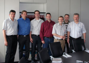 Kick-off-Meeting: (v.l.n.r.): Dr. Arendt Wintrich (Semikron), Joachim vom Dorp (Fraunhofer IISB) , Holger Schwarzmann (IISB), Dr. Sven Berberich (Semikron), Igor Kasko (IISB), Michael Groß (IISB), Anton Bauer (IISB). (Bild: Fraunhofer IISB) Kick-off-Meeting: (v.l.n.r.): Dr. Arendt Wintrich (Semikron), Joachim vom Dorp (Fraunhofer IISB) , Holger Schwarzmann (IISB), Dr. Sven Berberich (Semikron), Igor Kasko (IISB), Michael Groß (IISB), Anton Bauer (IISB). (Bild: Fraunhofer IISB)