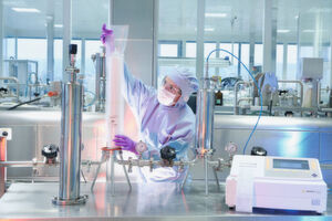 Sterile connections like in the production of pharmaceuticals are typical aplications of diaphragm seals. (Picture: Sartorius Stedim Biotech)