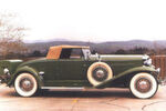 ... Platz zwei belegt der Duesenberg J Roadster von 1931, der für rund 8 Millionen Euro versteigert wurde ...